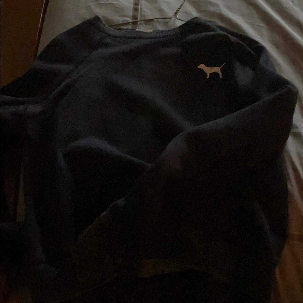 Dark gray vs pink sweatshirt